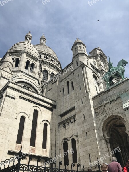 Paris Montmartre Basil Sacré-coeur France