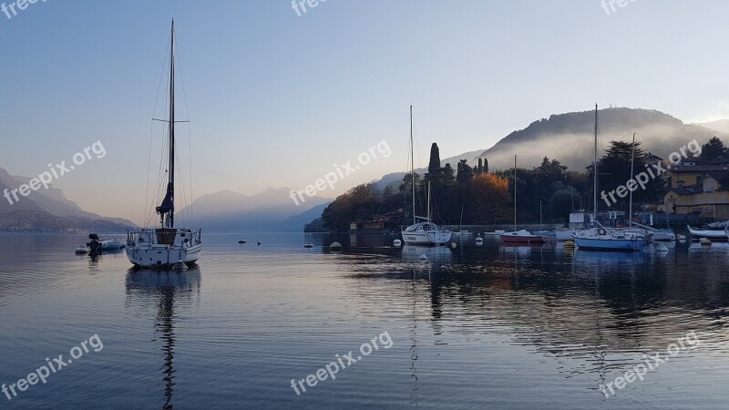 Como Lake Evening Mist Yacht