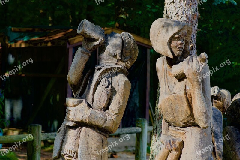 Drink Statue Wood Sculpture Friendliness