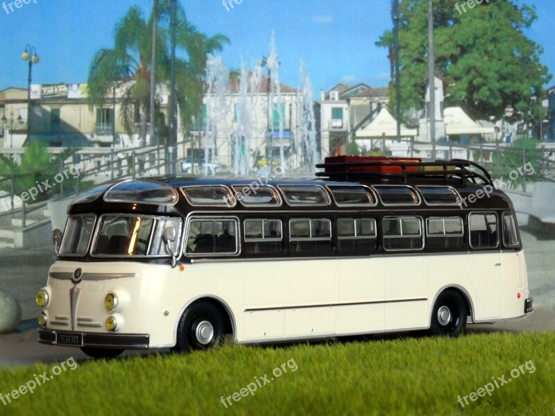 Model Car Bus Coach Oldtimer Diorama