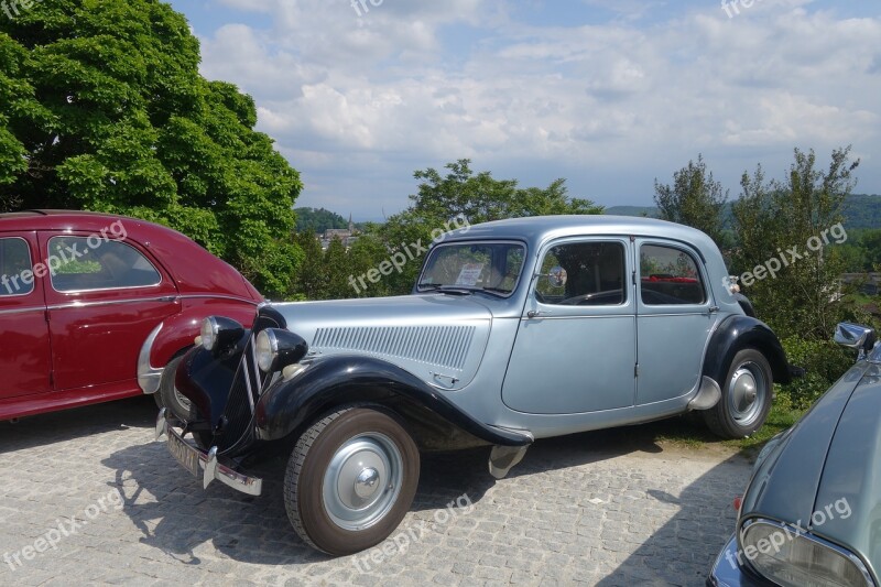 Old Car Citroën 11cv Légère Pau Car Collection