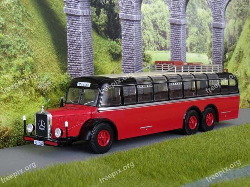 Model Car Bus Coach Oldtimer Historically