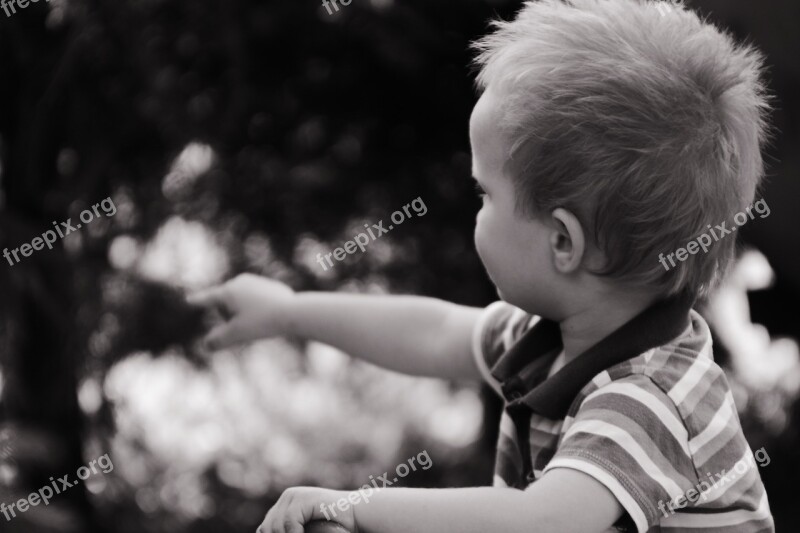 Child White And Black At The Court Of Nature Free Photos