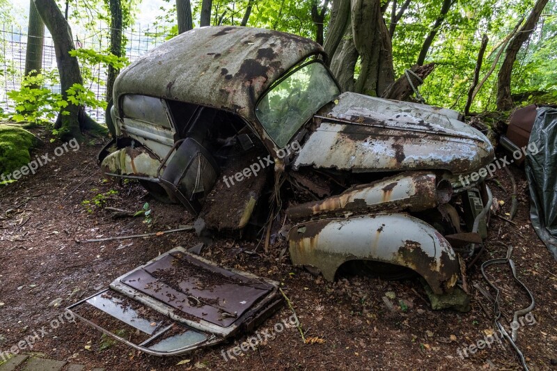 Auto Car Cemetery Historically Oldtimer Wreck