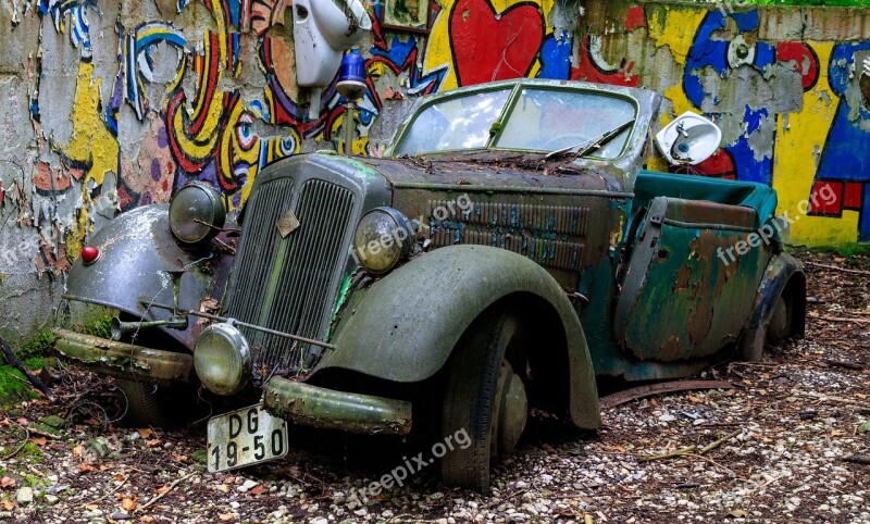 Auto Car Cemetery Historically Oldtimer Wreck