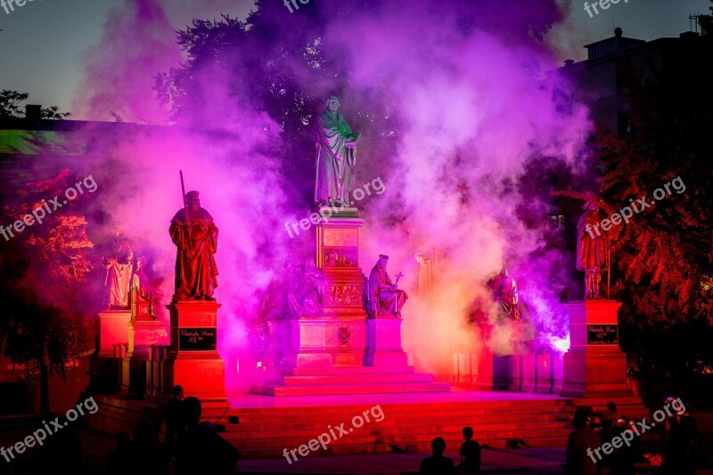 Illumination Light Design Fog Luther Memorial Worms