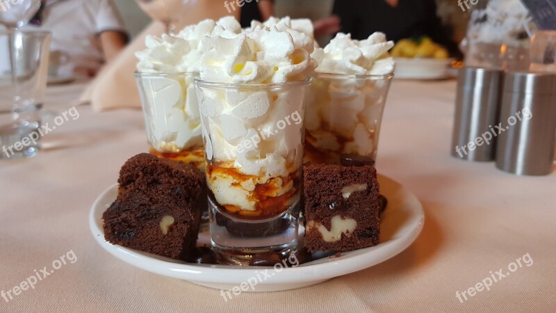 Dessert Whipped Cream Tasty Brownies Food