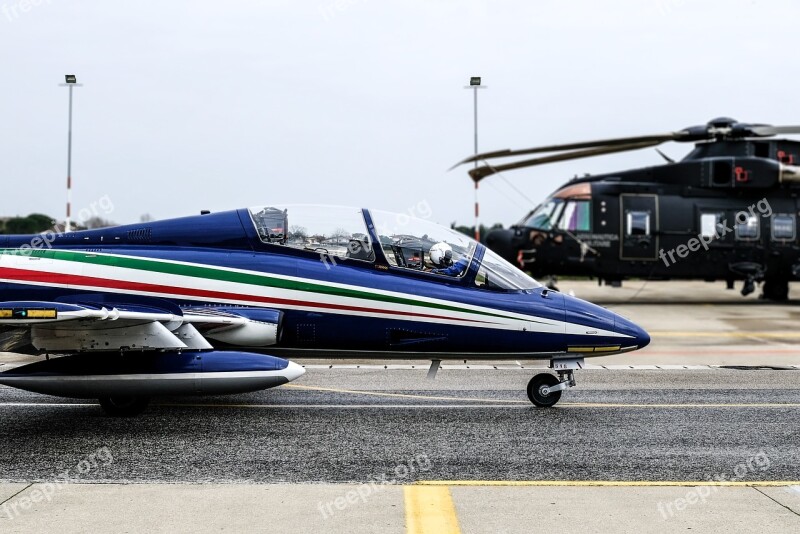 Aircraft Tricolor Arrows Flight Italy Tricolor