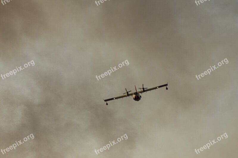 Airplane Fireman Fireplane Canadair Firefighter