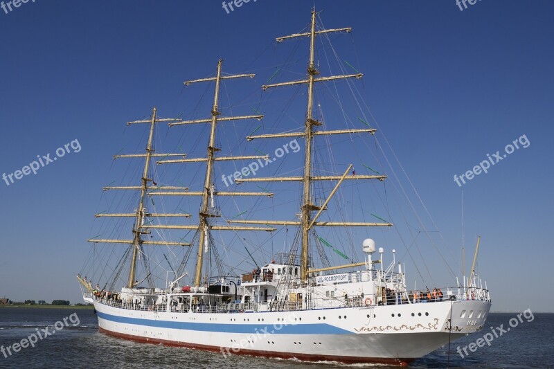 Shipping Sail Training Ship Sailing Vessel Sail Training Ship Mir Ship