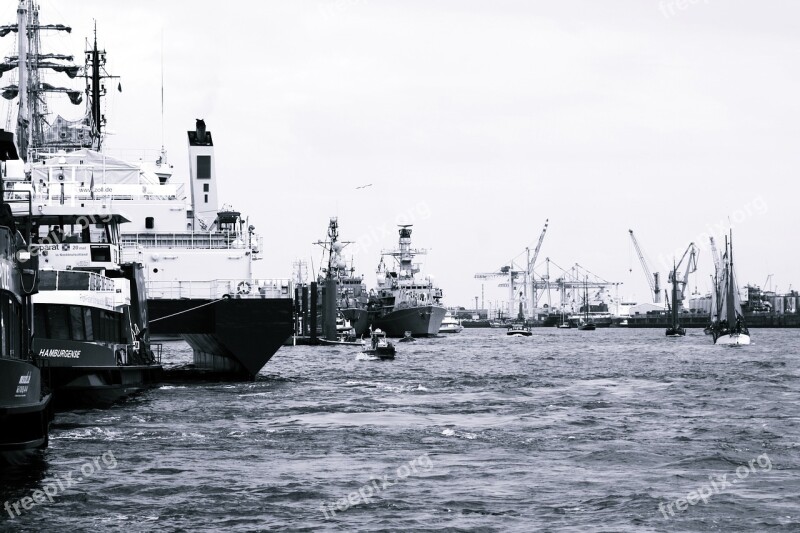 Port Motifs Harbour Cruise Parade Travel Hamburg Hanseatic City Of Hamburg