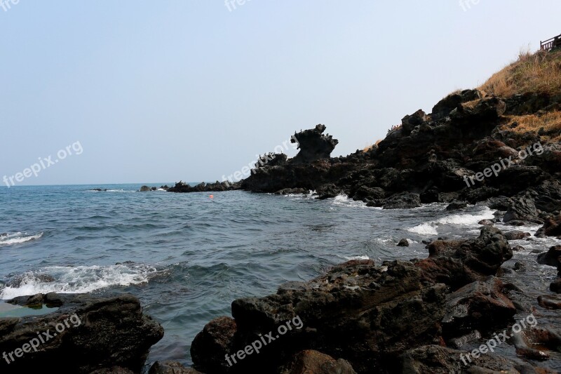 Jeju Island Yongduam Rock Jeju Island Beach Beach Waves