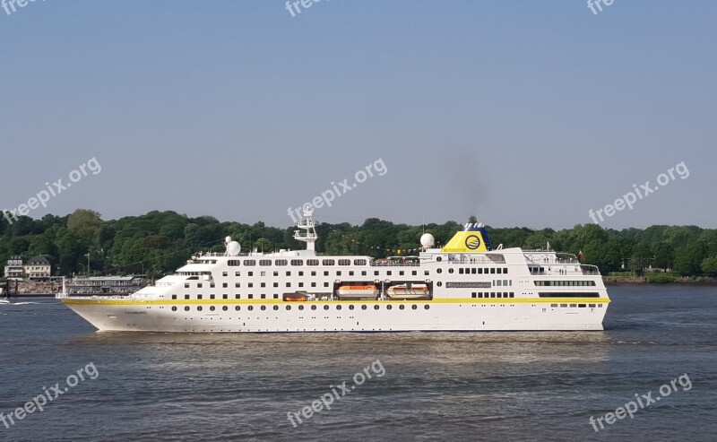 Mshamburg Cruise Ship Hamburg Elbe Cruise