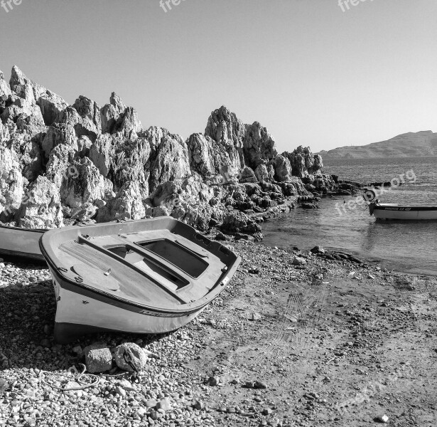 Black And White Boat Black And White Photo Rowing Boat Sea