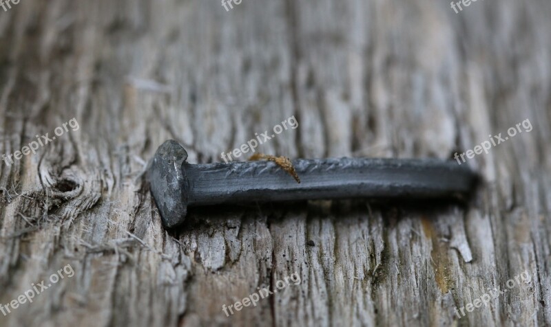 Nail Curved Downcast Aged Wood