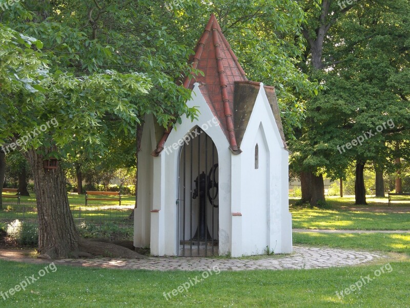 Chapel Well Spring Pump Faith