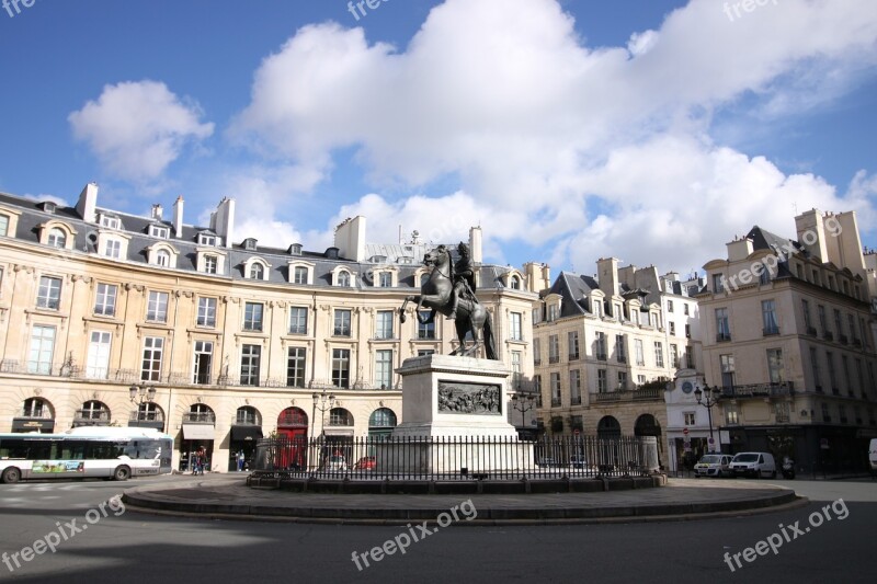 Louis Xiv Statue Paris Travel Visit