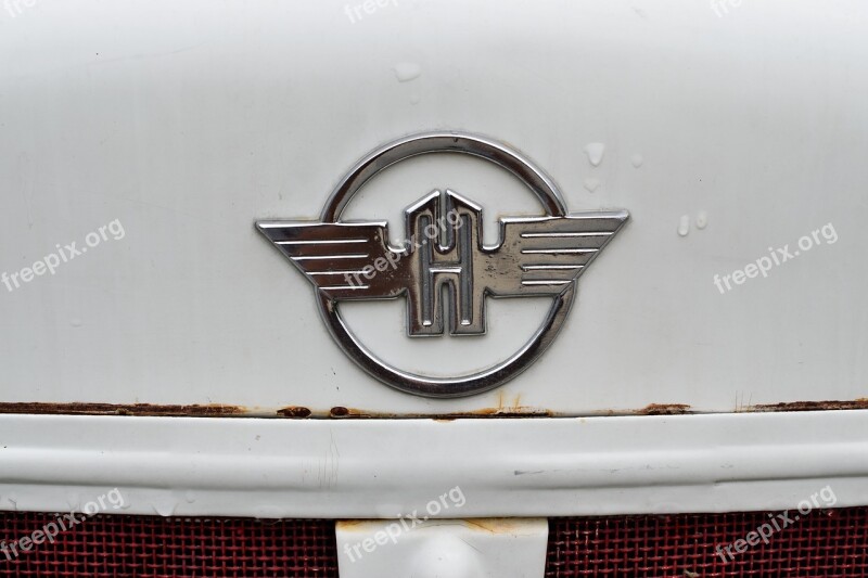 Logo White Rusty Rust Car