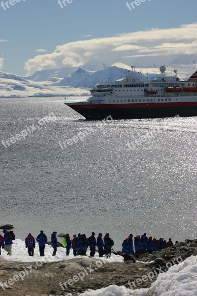 Antarctica Adventure Expedition Silence Cold