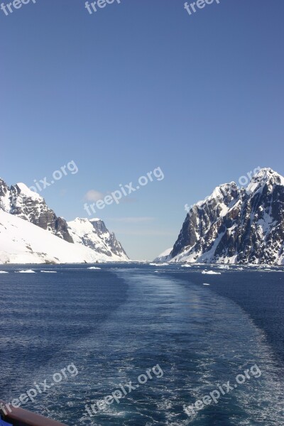 Antarctica Adventure Expedition Silence Cold