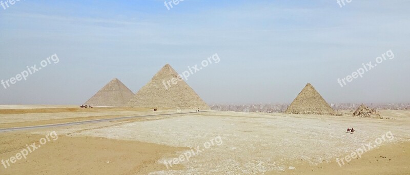 Egypt Giza Desert Pyramids Pollution