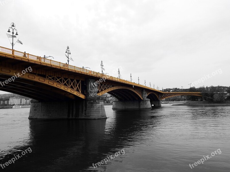 Bridge Budapest Margaret Bridge Black Background Yellow