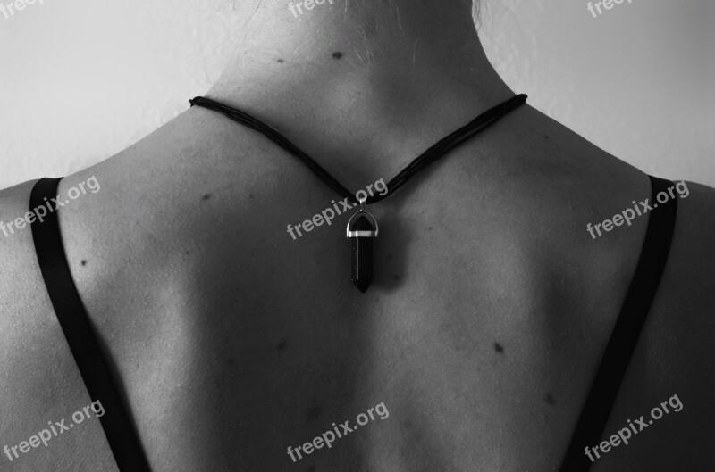 Minimalism Spin Pendant Body Moles