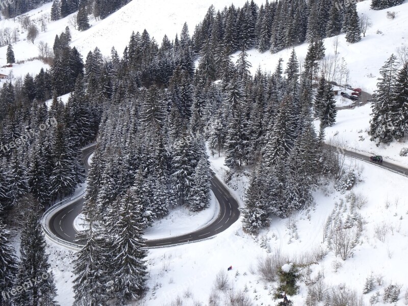 Serpentine Yoke Road Snowy Snow Allgäu