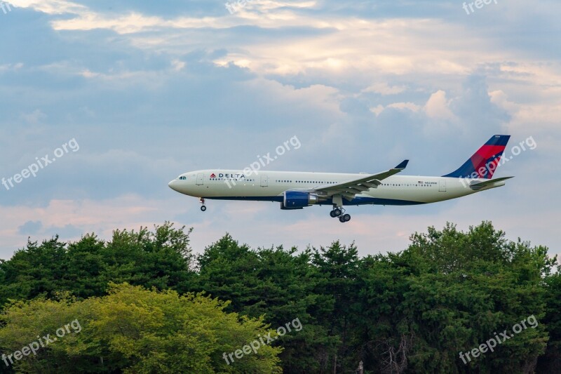 Atlanta International Airport Airplane Free Photos