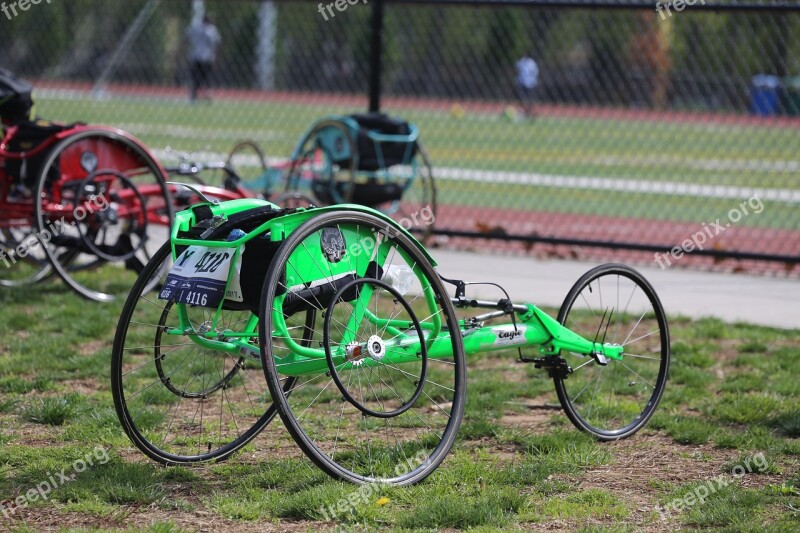 Wheel Race Wheelchair Track Field Green