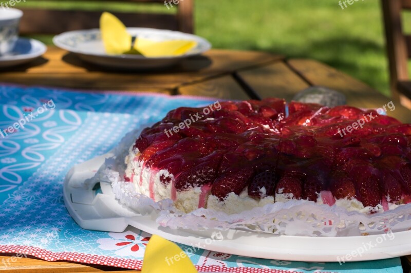 Food Dessert Refreshment Plate Table