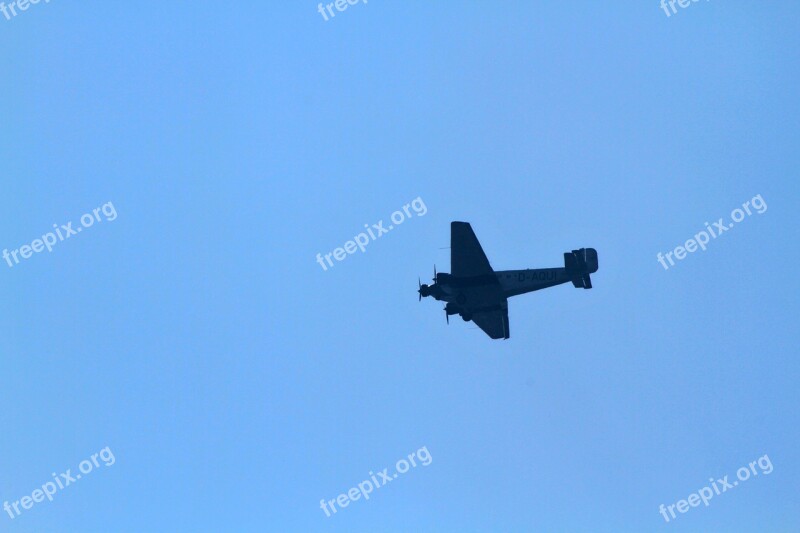 Aircraft Military Flight Ju-52 Lufthansa