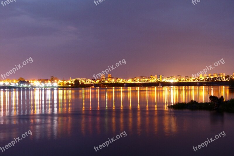 Monolithic Part Of The Waters Sunset The Dawn Family The Wave Is Reflected Bridge