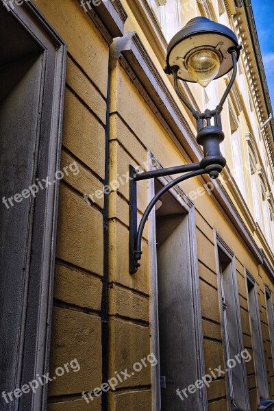 Gas Lantern Historic Center Architecture Old Facade Window