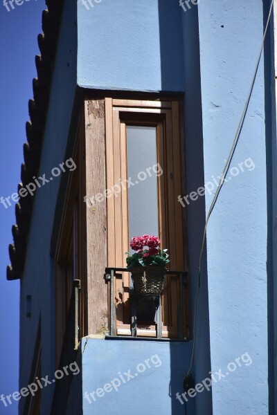 Architecture Outdoors Window People Saragossa