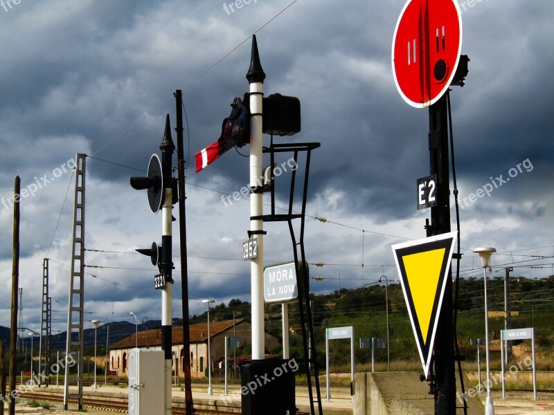 Traffic Signals Signs Signals Traffic Train