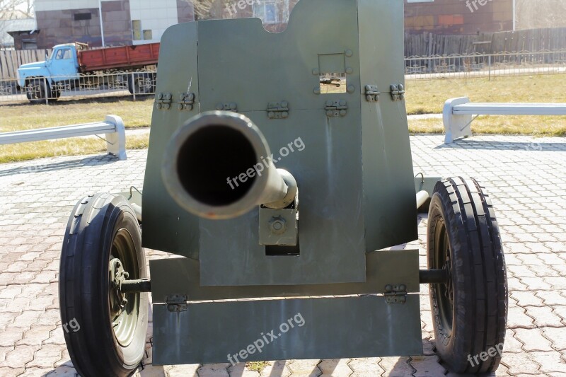 Cannon Military Weapons War Trunk