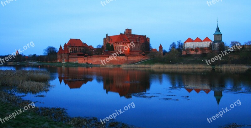 Monolithic Part Of The Waters The Wave Is Reflected Travel Sky No One