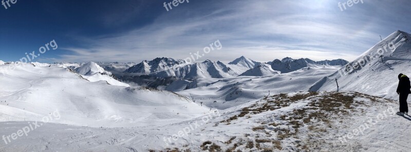 Ski Ski Run Mountains Snow View