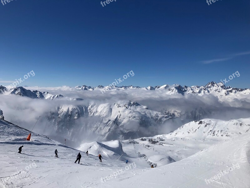 Ski Ski Run Mountains Snow View