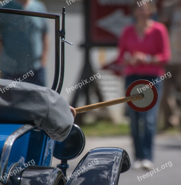 Direction Of Travel Display Trowel Oldtimer Automotive Vehicle