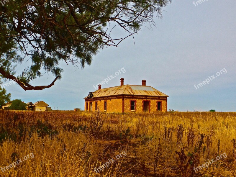 Derelict Homestead Farm Abandoned Ruin