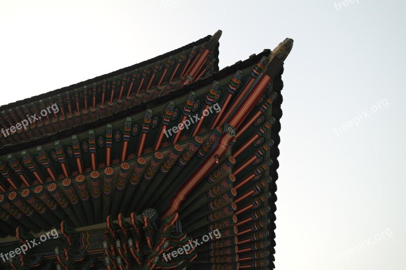 Roof Traditional Architecture Home Exterior