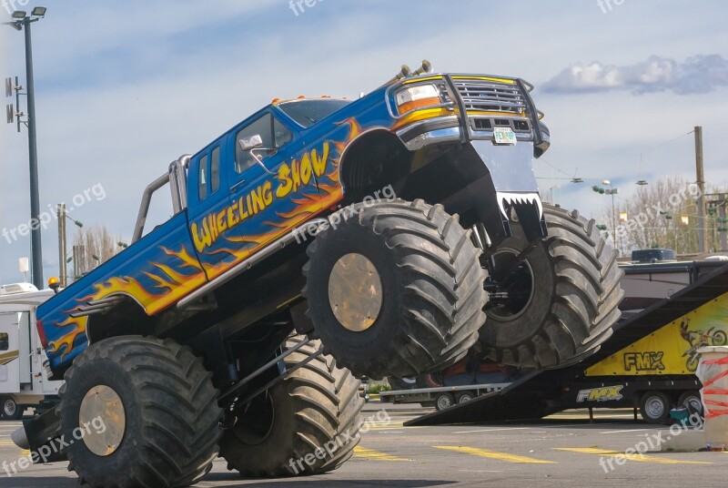 Vehicle Transport Automobile Cascade Stuntman