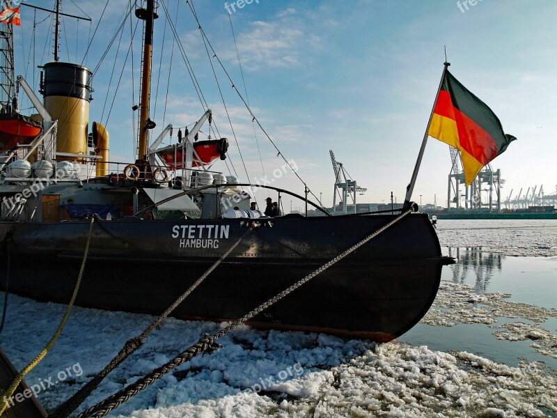 Icebreaker Elbe Hamburg Stettin Sea