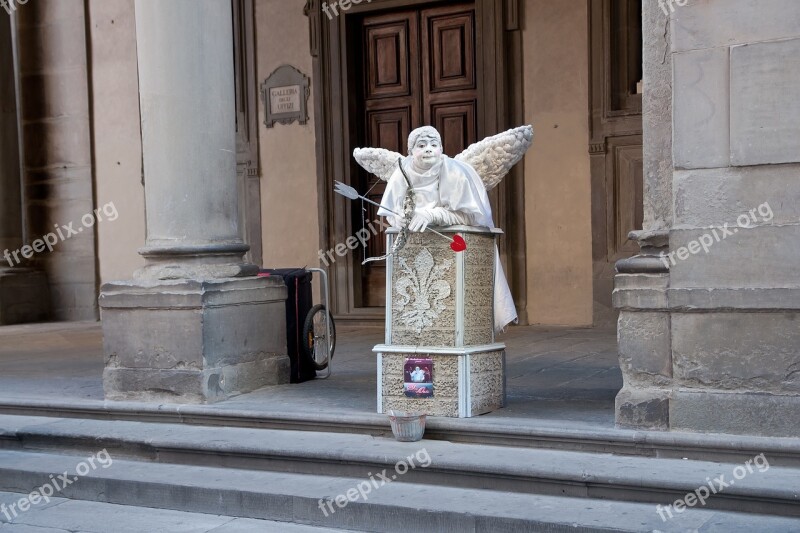 Amor Cupido Love Architecture Live Sculpture