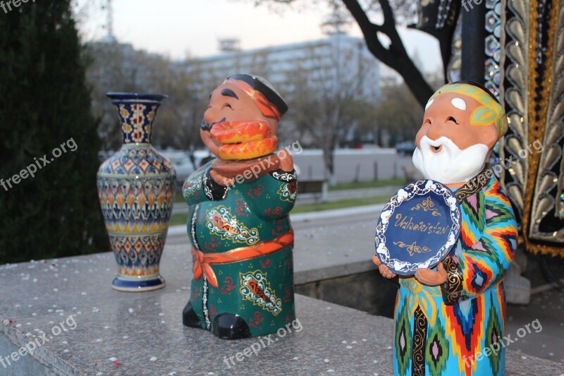 People Traditional Celebration Figurines Souvenirs