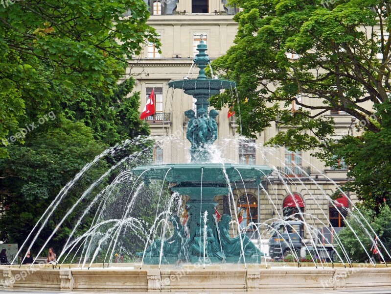 Switzerland Geneva Park On The Lake Fountain Multistory