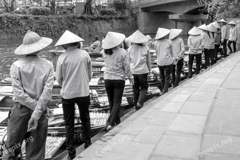 Trang An Vietnam People Many Group