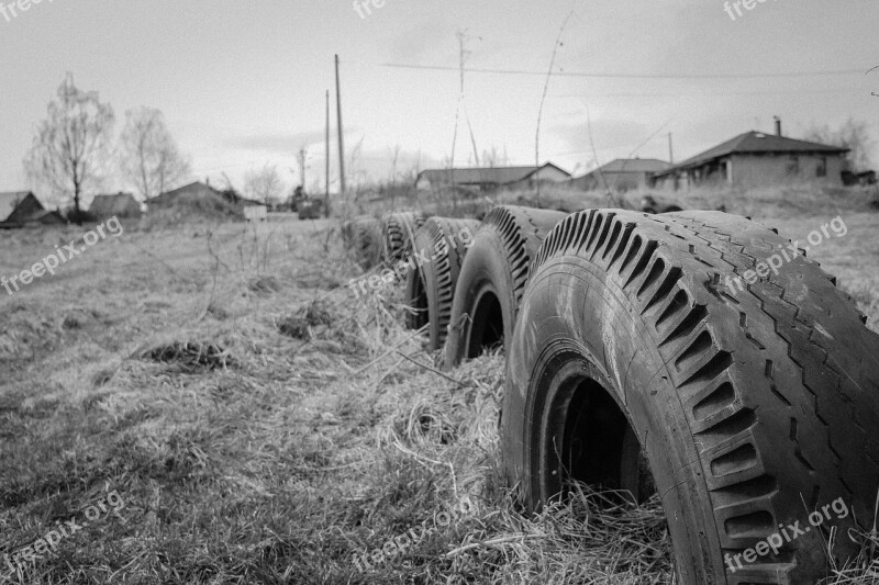 Tire Village Round Countryside Field